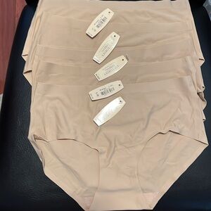 5 new VS low rise hip hugger panties sz L bundle